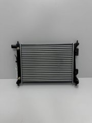 Радиатор охлаждения двигателя Hyundai Solaris RB 2010-2014