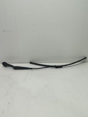 Поводок стеклоочистителя передний правый Ford Focus 3 2011-15