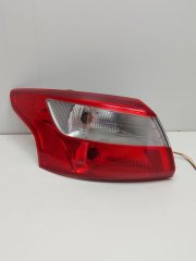 Фонарь задний наружный левый седан Ford Focus 3 2011-2015