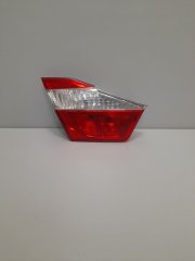 Фонарь задний внутренний левый Toyota Camry XV50 (2011-2014)