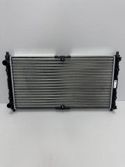 Радиатор охлаждения двигателя Chevrolet Niva 2123 2002-09