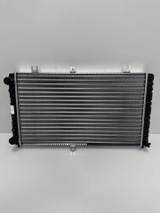 Радиатор охлаждения двигателя Лада Priora 2170 2007-14