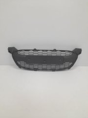 Решетка в бампер центральная Лада Kalina 2 2013-2018