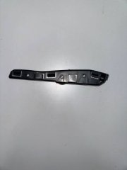 Кронштейн переднего бампера левый Renault Sandero 2009-2014