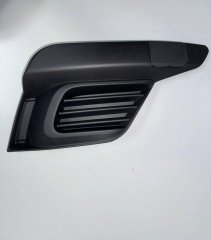 Рамка противотуманной фары правой Renault Logan 2018>