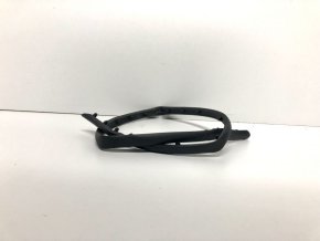 Уплотнитель капота Hyundai Solaris RB 2010-2014