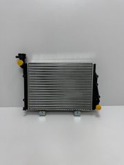 Радиатор охлаждения двигателя Лада 2107 1982-2012