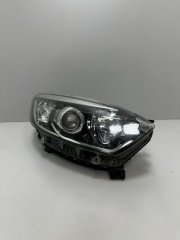 Фара правая Renault Kaptur 2016>